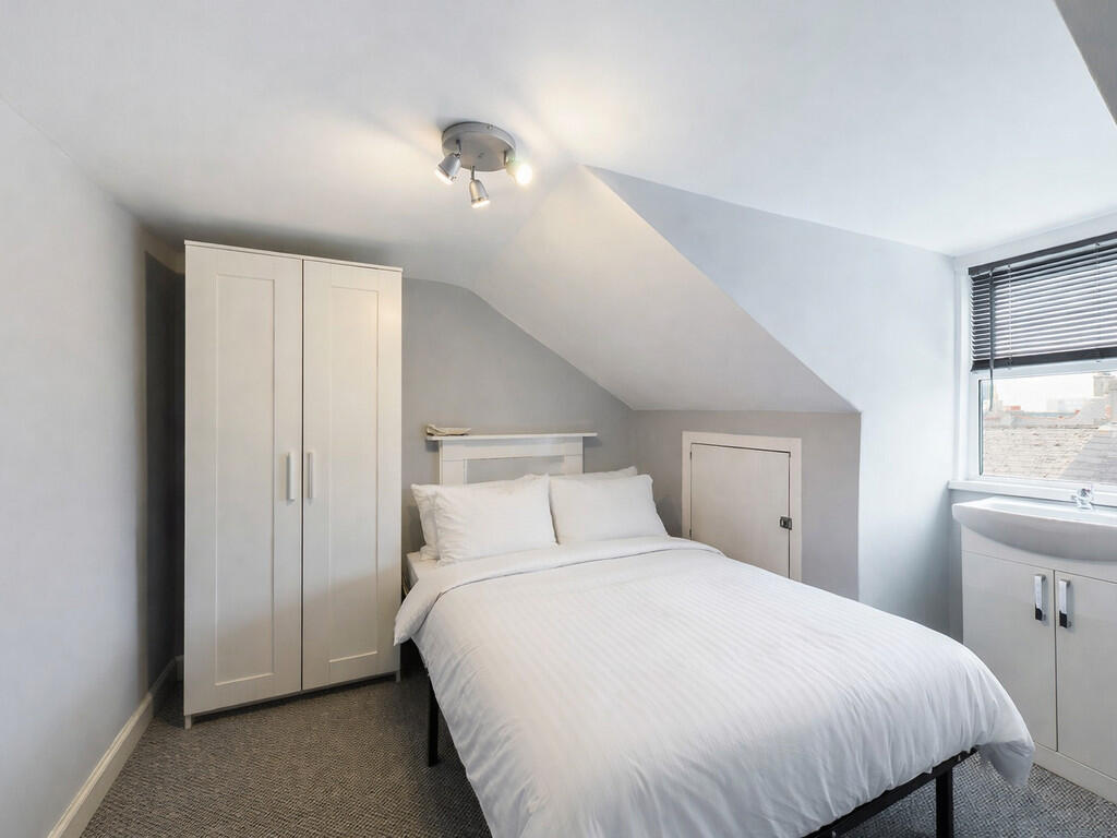 4 bed House Share for rent in Plymouth. From Martin & Co - Plymouth 4 bed House Share for rent in Plymouth. From Martin & Co - Plymouth